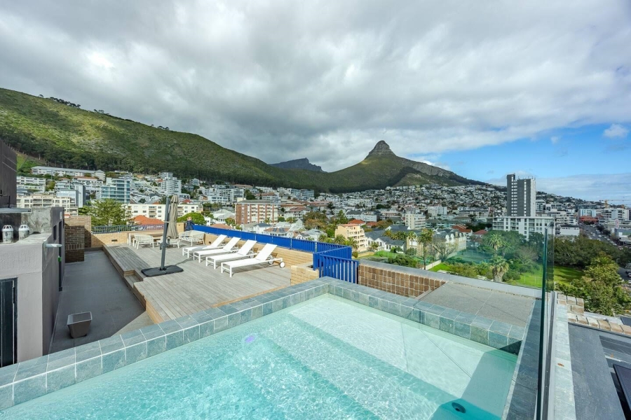 1 Bedroom Property for Sale in Sea Point Western Cape